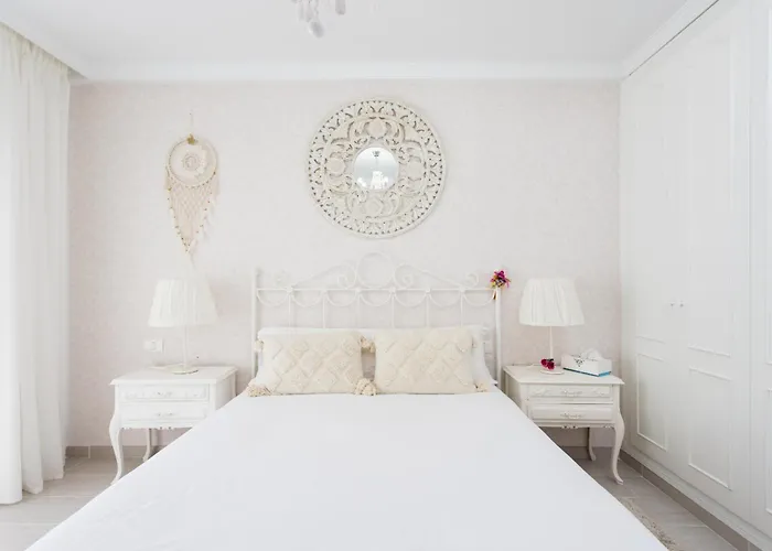 Eden Sunset Seaviews Apartament