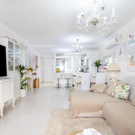 Eden Sunset Seaviews Apartman