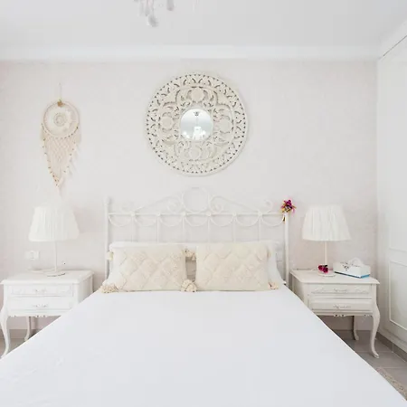 Eden Sunset Seaviews Apartman